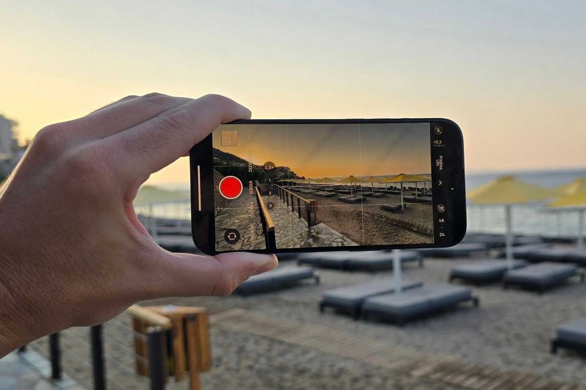 کلاس آموزش عکاسی حرفه‌ای با گوشی موبایل روشنخانه